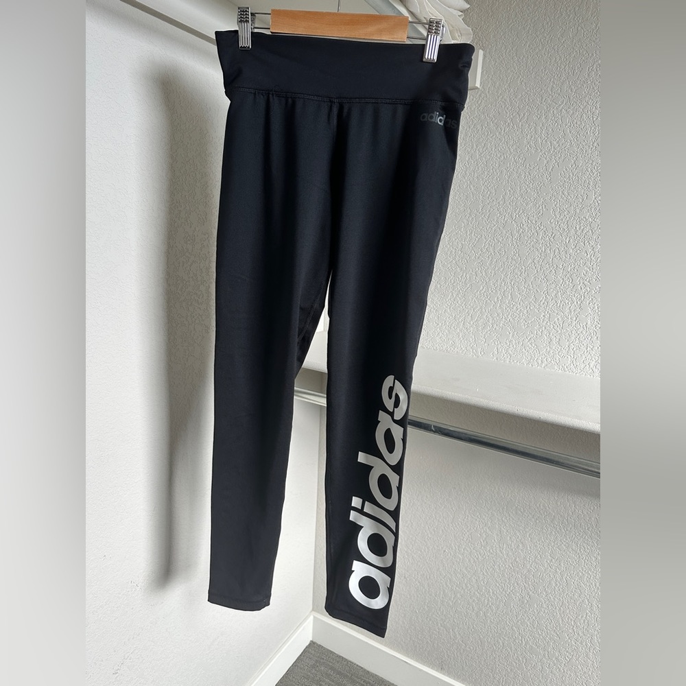 Adidas Womens workout leggings
